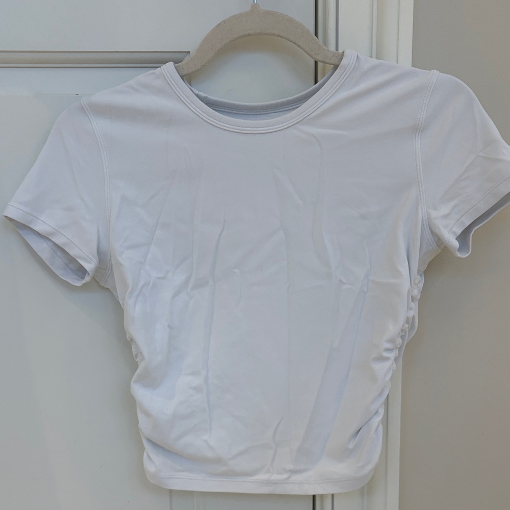 Lululemon Women’s Hot White Cropped Cinched Short Sleeve Top